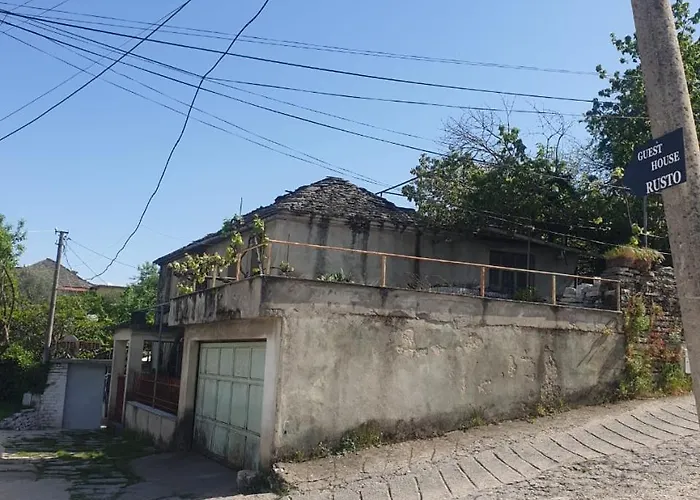 Rusto Gasthuis Gjirokastër