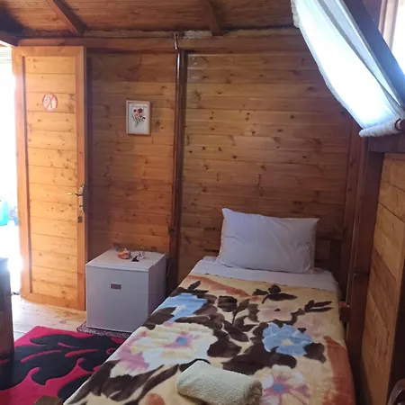 Rusto Guest house *